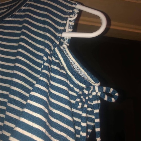 Random clothes - Picture 2 of 9